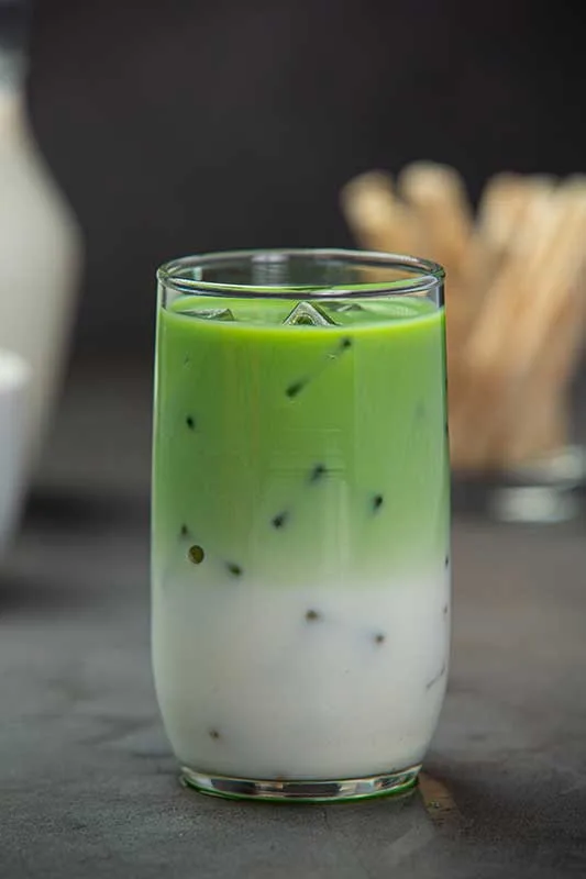 Iced Matcha Latte - Cold Matcha Latte