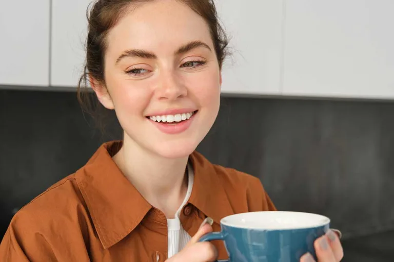 Best Herbal Teas to Improve Oral Hygiene and Teeth Health