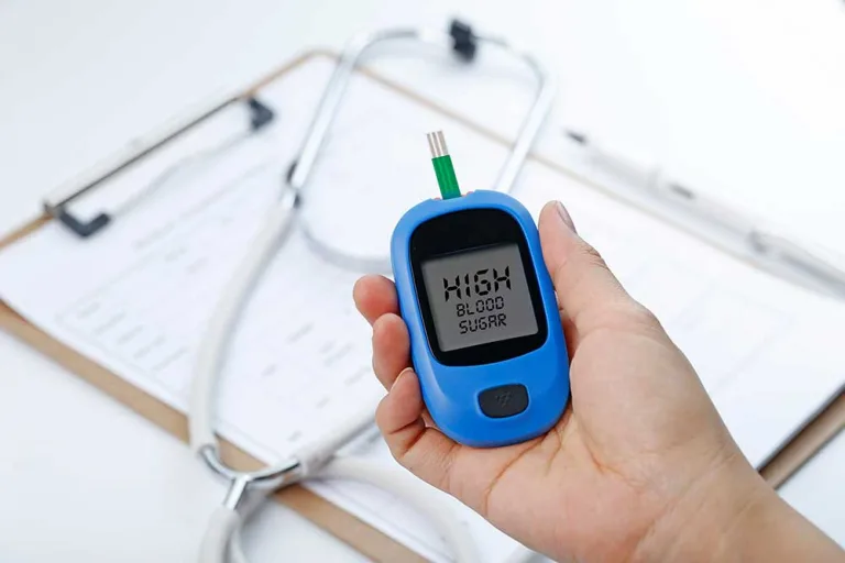 Best Herbal Teas to Reduce Blood Sugar Levels and Control Diabetes