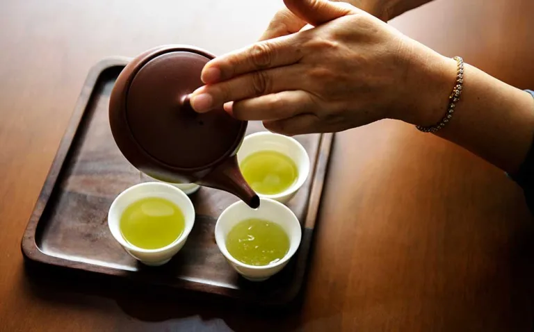 Japanese Tea Culture and The Philosophy of Brewing Teas in Ceremonies