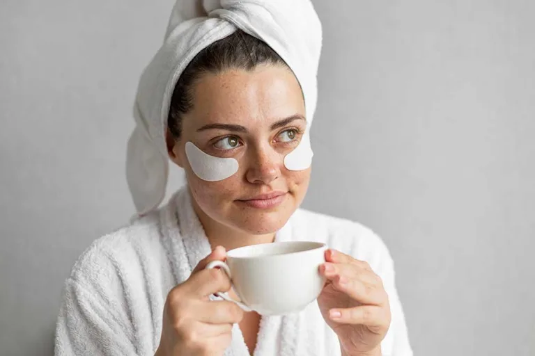 Best Herbal Teas to Drink or Apply on The Skin to Reduce or Get Rid of Skin Acne